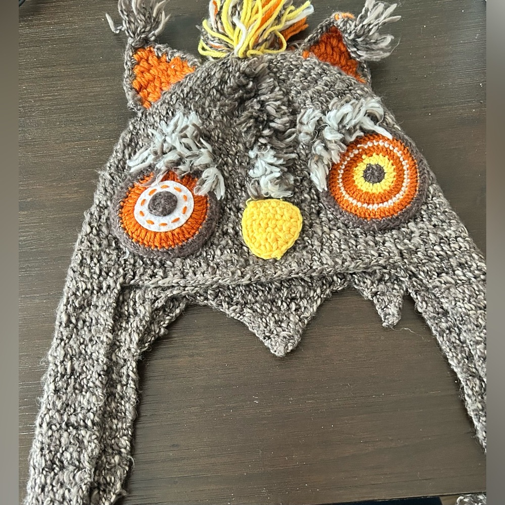 Source Unknown Gray Owl Knit Hat